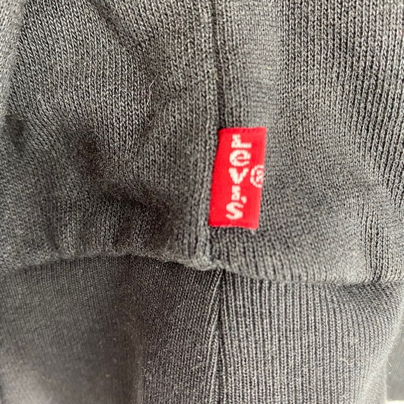 Levi's Womens Sz 2X Trendy Logo Pullover Sweatshirt Black Long Sleeves Cropped - Picture 10 of 10